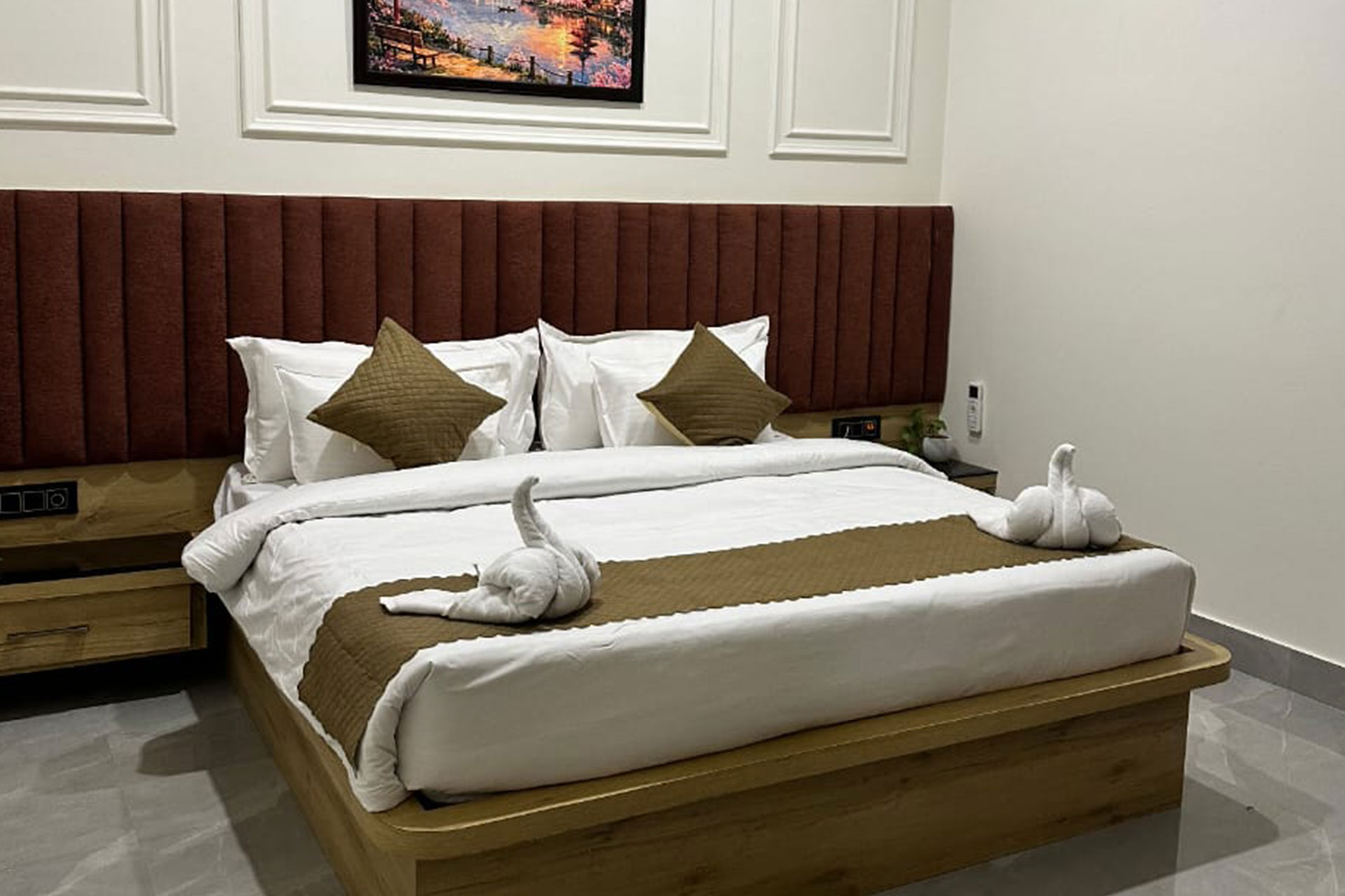 Deluxe Room thumbnail
