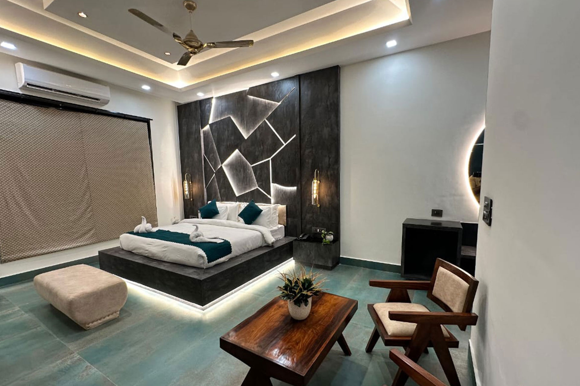 Superior Room thumbnail 1
